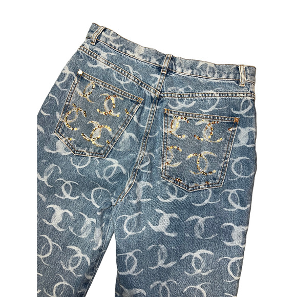 Chanel 23B Runway Light Blue Denim White CC Printed Logo Sequin Regular Jeans 38 - Picture 16 of 16